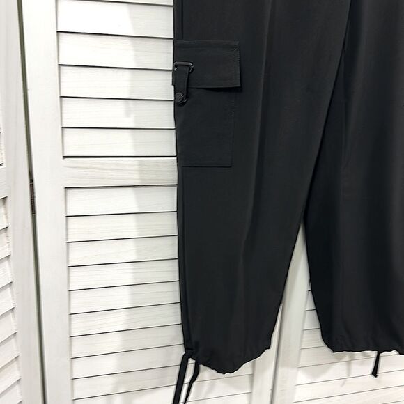 Chico's Zenergy Neema Pants Size 1 (8) Dayln Cargo Crop - Picture 7 of 14